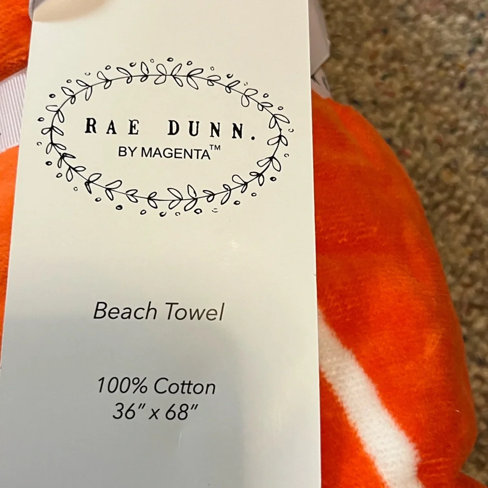 🆕 Rae Dunn HOT MAMA Beach Towel